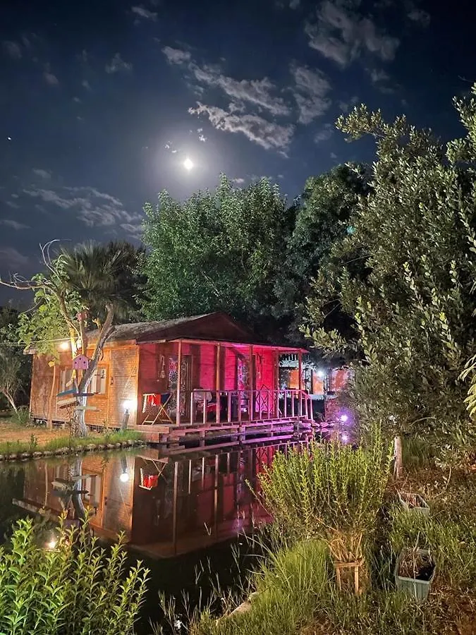 Bed and Breakfast Otantik Tas Ev Даламан Отель типа 